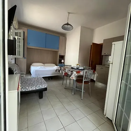 I Villini Aparthotel *